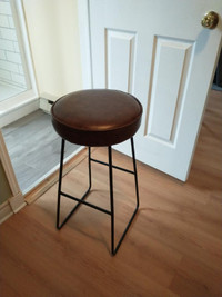 Stool in very good condition