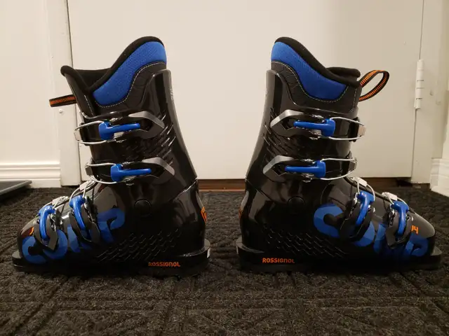 Kids ski boots for sale in Ski in Calgary - Image 3