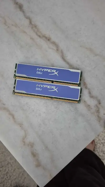 DDR3-1600Mgz hyperx blu, View more