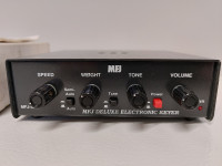 MFJ-407D Deluxe Electronic Keyer Ham Radio
