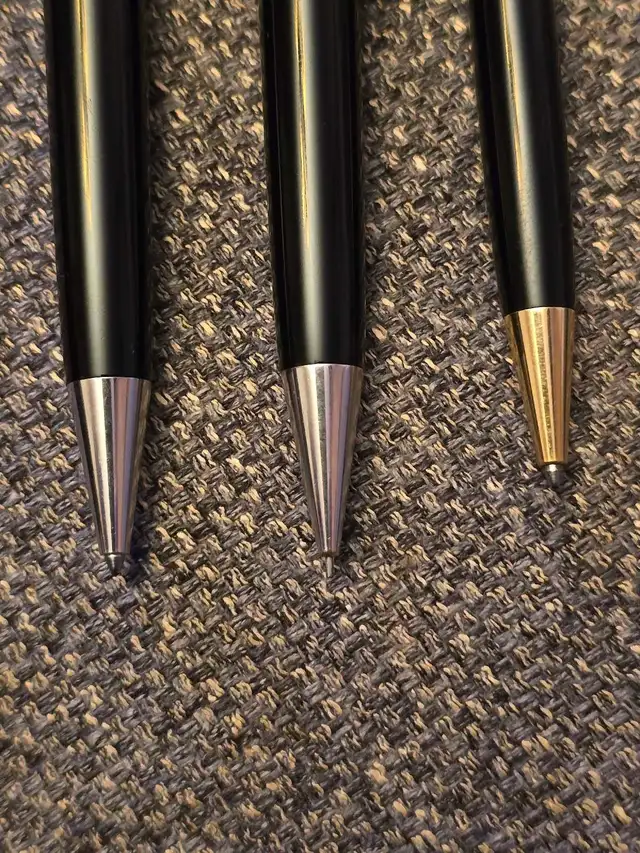 3 X Montblanc in Arts & Collectibles in City of Montréal - Image 4