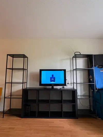 Ensemble de salon IKEA Brun-noir : Kallax & 2 Étagères Vittsjö, View more