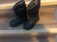 Youth Bog boots