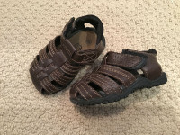TEENY TOES BRAND, SIZE 3W, BROWN LEATHER SANDAL