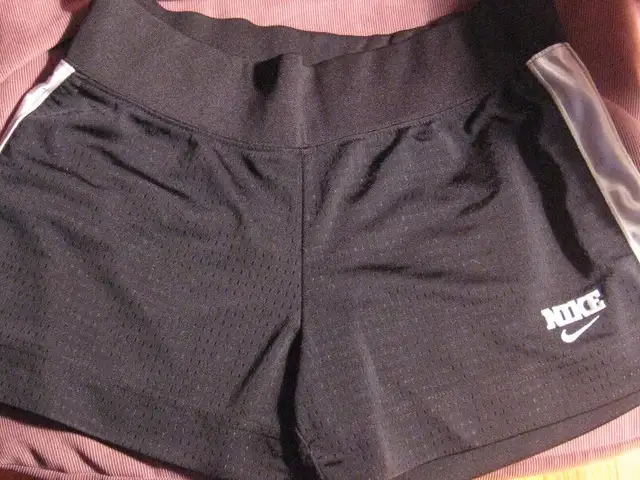 Brand Name Women's Athletic Wear by Nike, Asics, MEC, Danskin in Women's - Other in City of Toronto - Image 10