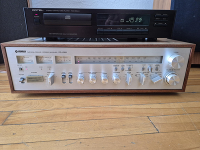 Yamaha CR-1020 stereo receiver, View more