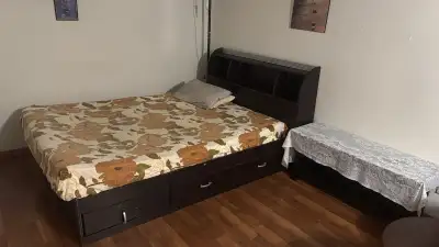 room for rent (girls)