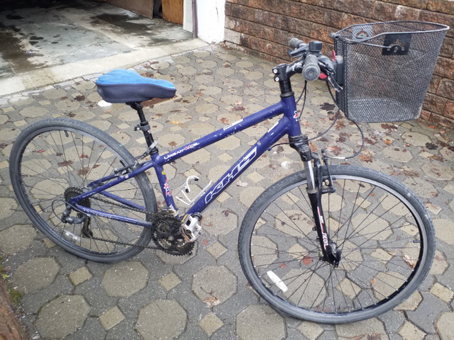 Bike, Vélo Hibride, 28" wheels, Shimano 21 gears, Basket, OBO dans De Montagne  à Ville de Montréal - Image 3