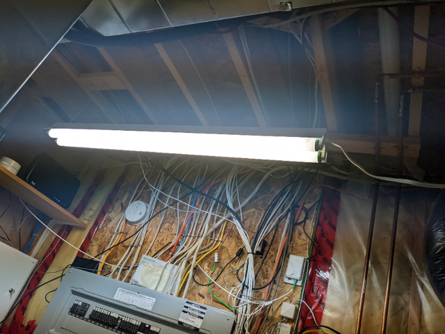 Utility Workshop  Shop Lights - Fluorescent Lamp - 48 inch in Indoor Lighting & Fans in Peterborough - Image 2
