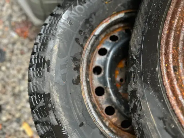 Used truck winter tires 245/70 R17 T in Tires & Rims in Kawartha Lakes - Image 3