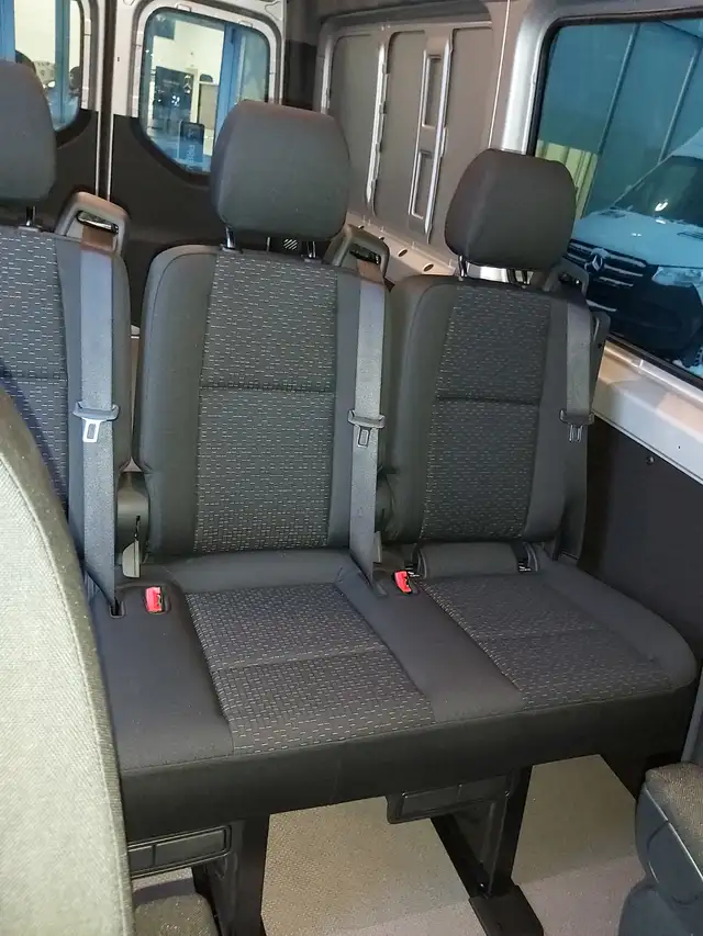 AIRPORT RIDESHARE-SPRINTER VAN601404711424512002