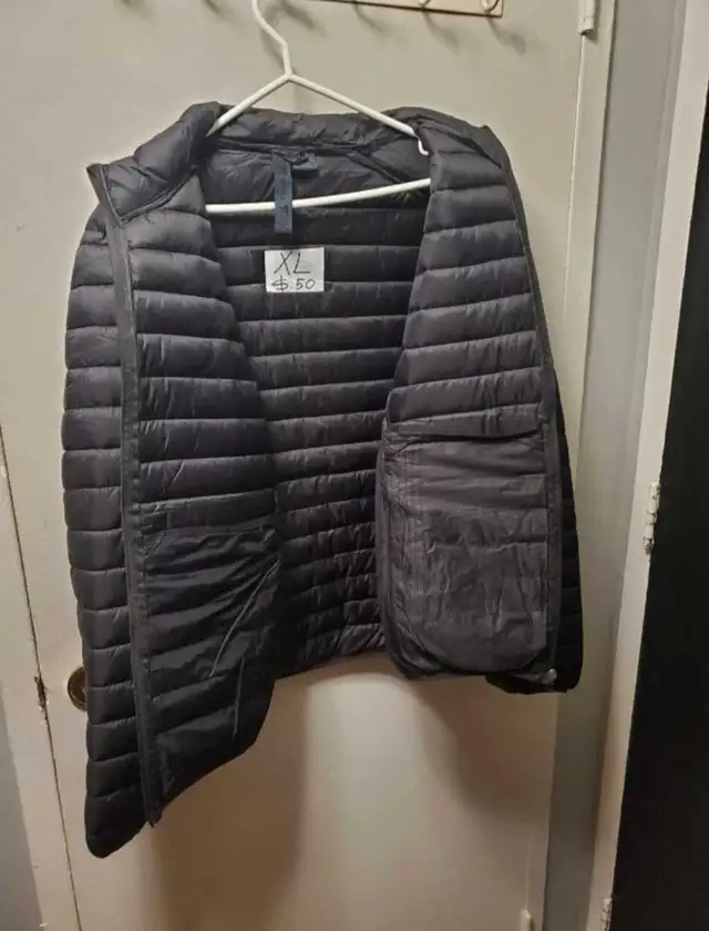 Men's Puffer Black OCK Jacket Size XL in Men's in Mississauga / Peel Region - Image 3