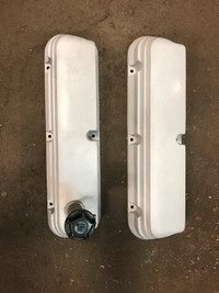 Ford Mustang 302 5.0 factory aluminum valve covers