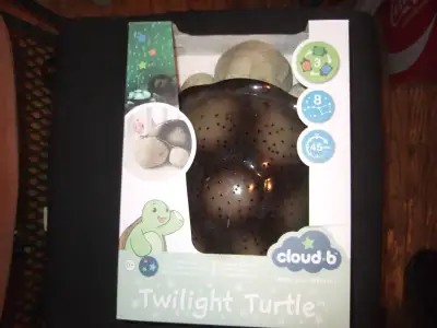 cloud b twilight turtle excellent condition 3 colors- blue, green and yellow automatic shutoff led l...