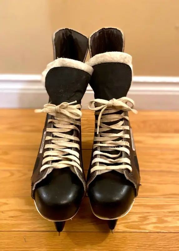 “BAUER”, HOCKEY ICE SKATES in Skates & Blades in City of Toronto - Image 6