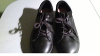 Ecco Ladies black leather shoes-sz.7-NEW (danish design)