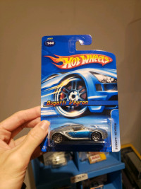 VHTF 2006 Hot wheels Bugatti Veyron grey/black