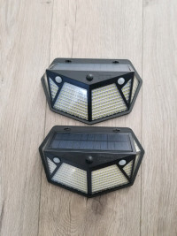 Solar Motion Sensor Lights - NEW