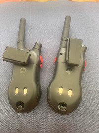 Motorola walkie talkie two pairs