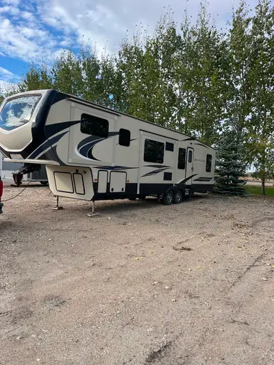 Great Shape. Great floor plan. No longer need it