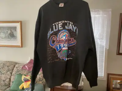 Men’s Toronto Blue Jays 1993 World Series Sweat Shirt, View more