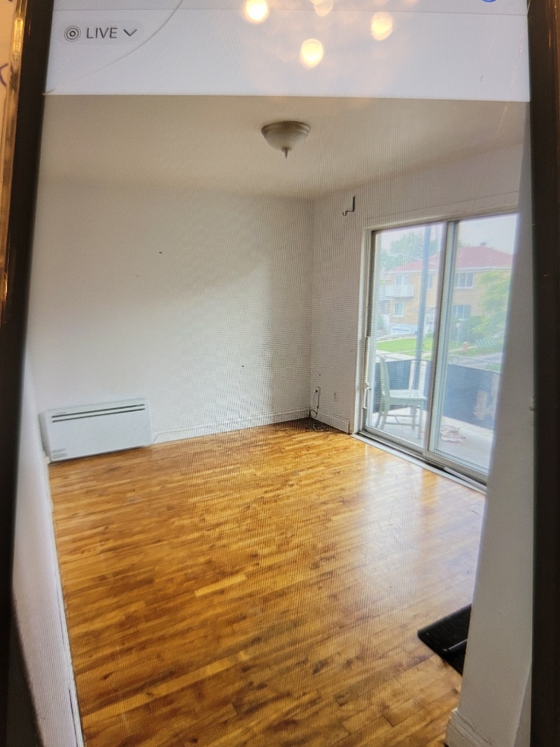 4 1/2 a louer Laval 1er septembre Locations longue durée Laval/Rive