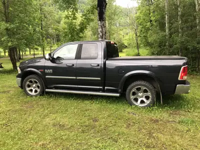 Parted out a 2015 Ram 1500 3.0L EcoDiesel 4x4 Laramie Quad cab. Truck has low Km 150511 mostly all H...