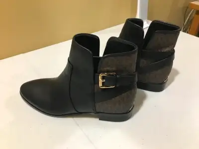 Ladies Boots, View more
