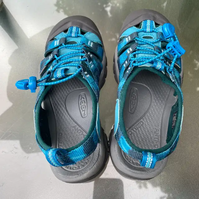 Keen Sandals Women's 7 {like new} in Women's - Shoes in Brantford - Image 4