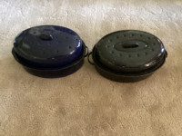 2 roasting pans for sale