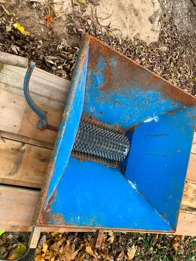 Grape crusher, View more