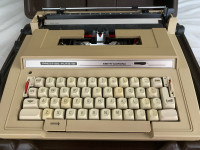 Typewriter - Prestige Auto 12