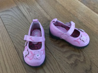 Baby size 3 girls shoes 