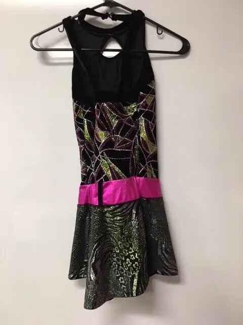 Beautiful Ladies/Girls CUSTOM Made Figure Skating Dress - Size 4 in Kids & Youth in Oshawa / Durham Region - Image 2