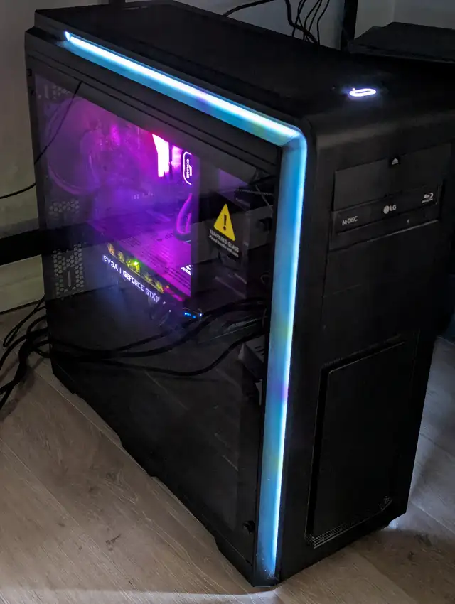 Custom Gaming PC in Desktop Computers in Markham / York Region - Image 2