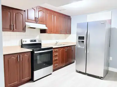 2 Bedroom Legal Basement (RRL certified) is available for rent immediately in a detached house. Fres...