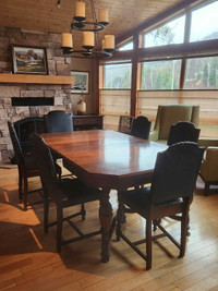 Oak dining set - table, chaises et buffet chêne antique