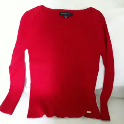 TOMMY HILFIGER M LONG SLEEVED LADIES SWEATER, View more