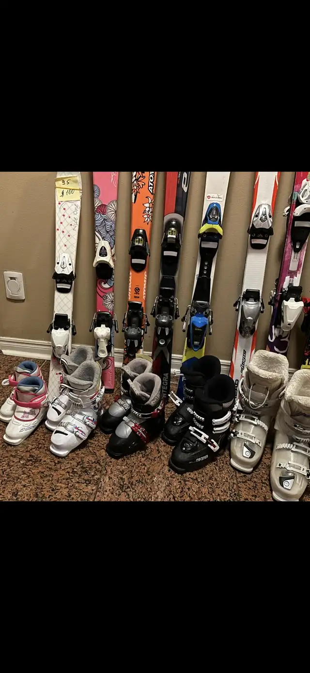 Female ski with boots  in Ski in Markham / York Region - Image 10