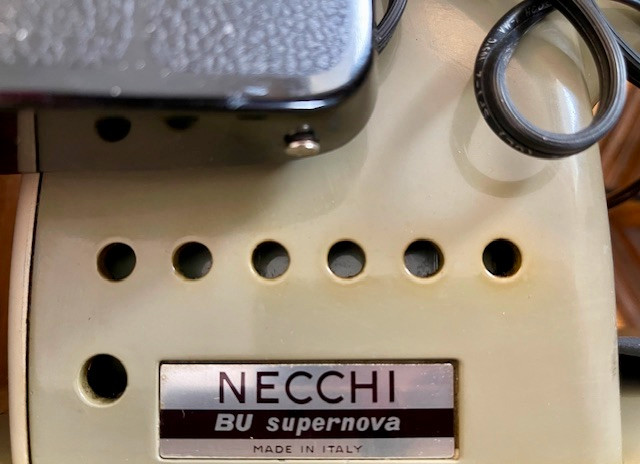 Necchi Supernova ALL METAL Sewing Machine in Hobbies & Crafts in Kitchener / Waterloo - Image 2