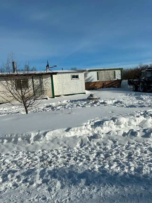 Mobile home in Houses for Sale in Regina - Image 3