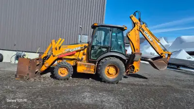 Case Loader (Pepine, Backhoe, Chargeuse, Rétrocaveuse) 2004, 4350 KM Environ 5000 Heures 4X4 Pelle e...