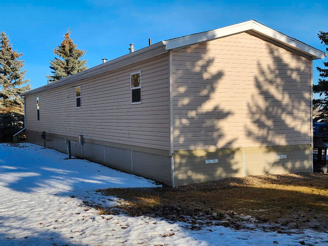 Mobile Home For Sale  in Houses for Sale in Red Deer - Image 2