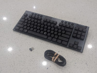 Logitech G915 TKL Tenkeyless Lightspeed Keyboard