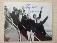 PETER NOONE Herman's Hermits 10 x 8 Signed Photo With COA