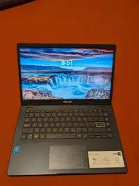 Asus Laptop - Excellent Condition, 14  inch, 64GB Memory, 4GB R