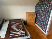 ROOM FOR RENT MAY 1 to AUG 31