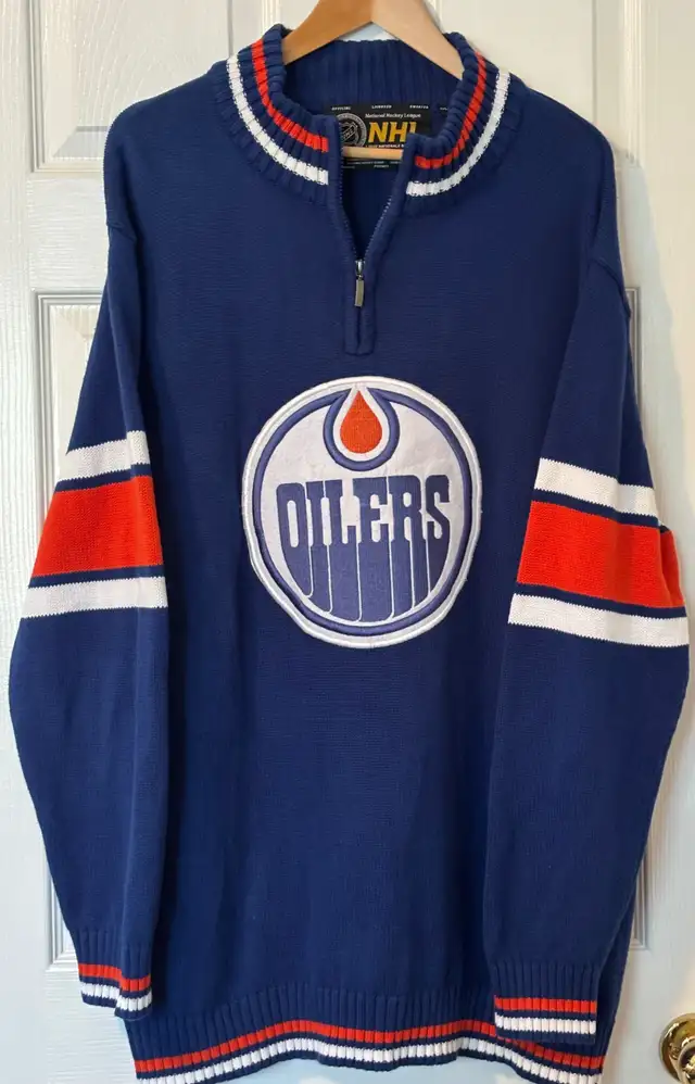 EDMONTON OILERS KNITTED ZIP NECK MENS VINTAGE SWEATER in Men's in St. Albert - Image 3