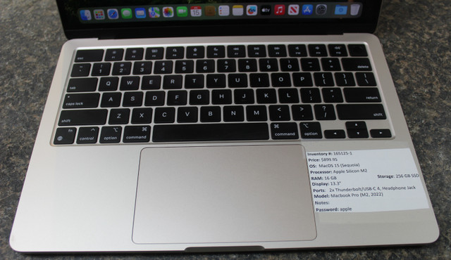 Macbook Air (M2, 2022) in Laptops in Peterborough - Image 3