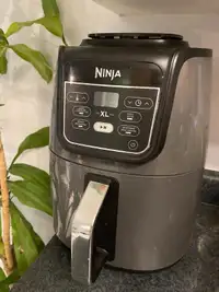 Ninja Air Fryer XL - Excellent Condition